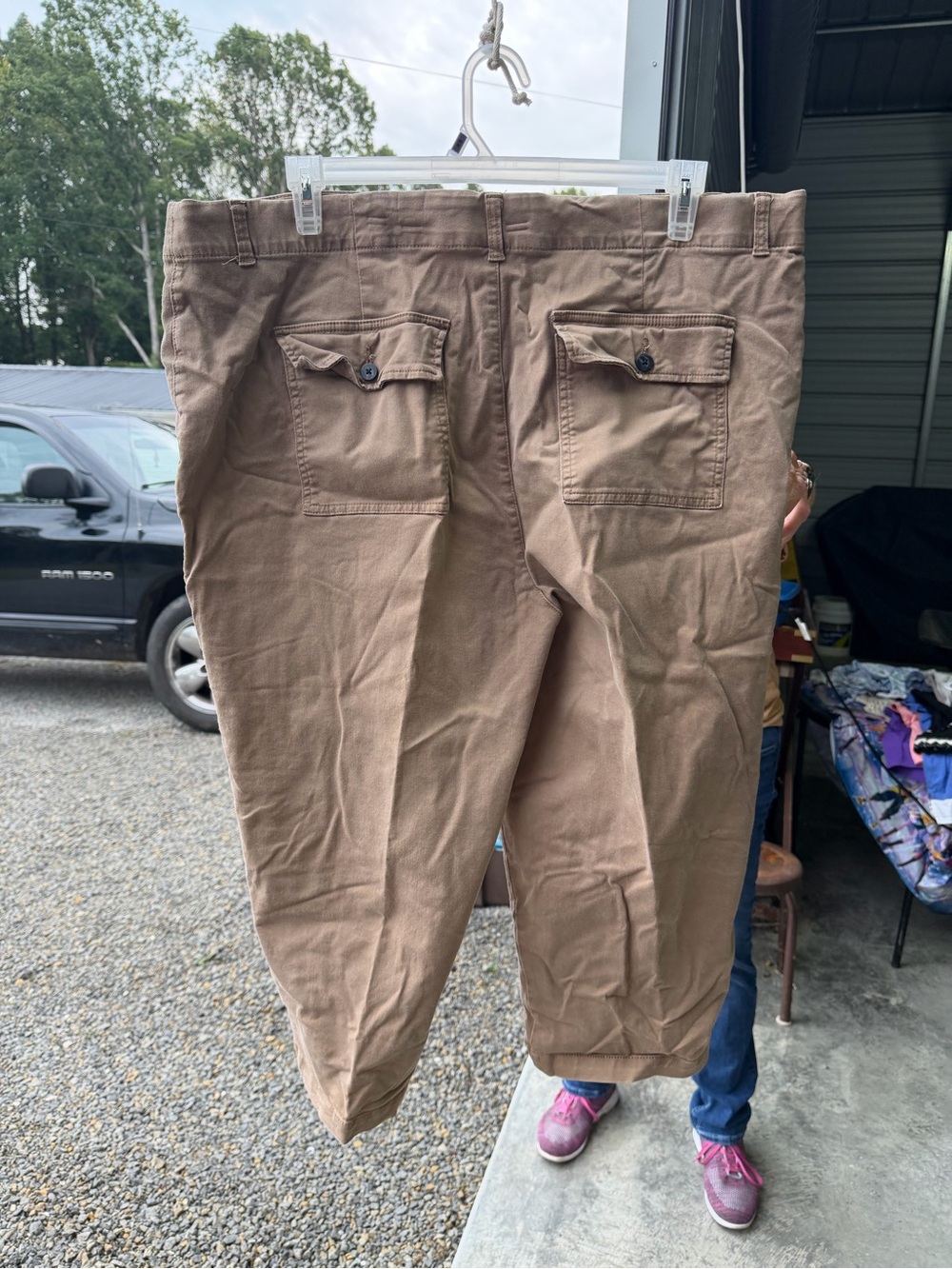 Terra & Sky Brown Capris with Button-Flap Back Pockets